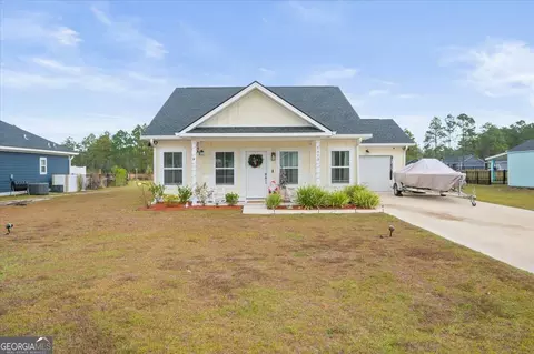 1613 Ashantilly Dr, Darien, GA 31305