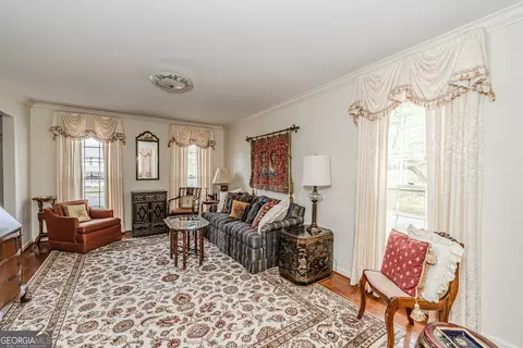 Living - 4 Windemere Ln SE, Rome, GA 30161 photo 1 of 2