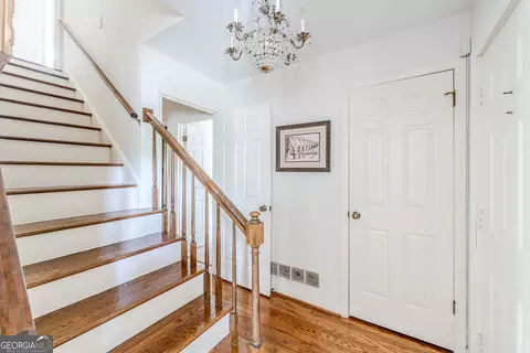 Entry Way - 4 Windemere Ln SE, Rome, GA 30161 photo 2 of 2
