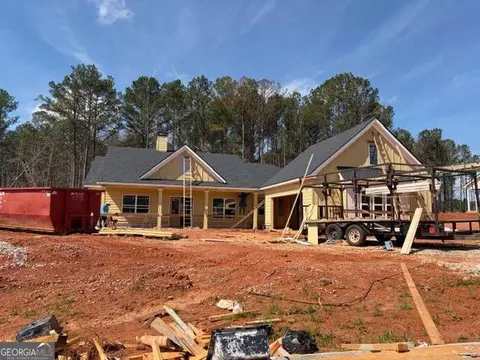 134 Woodford Dr, Roopville, GA 30170