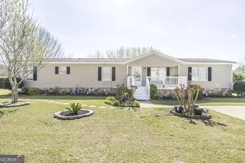 205 Arrlington Bnd, Byron, GA 31008