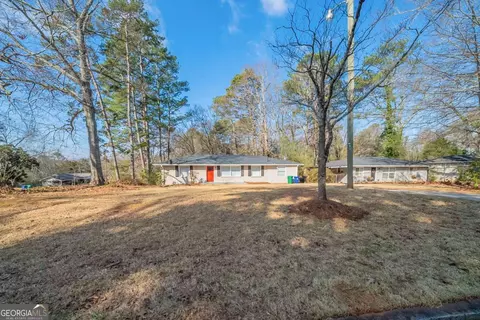 1433 Dennis Dr, Decatur, GA 30032