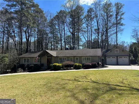 3848 Clubland Dr, Marietta, GA 30068