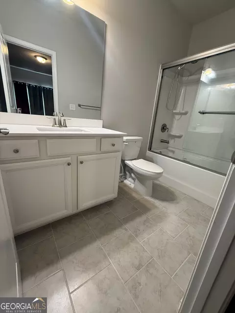 Bath - 4541 Claiborne Ct, Duluth, GA 30096 photo 2 of 5
