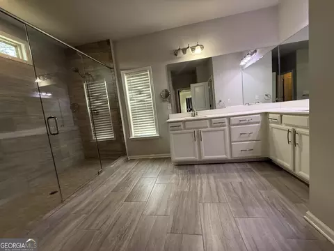 Bath - 4541 Claiborne Ct, Duluth, GA 30096 photo 4 of 5