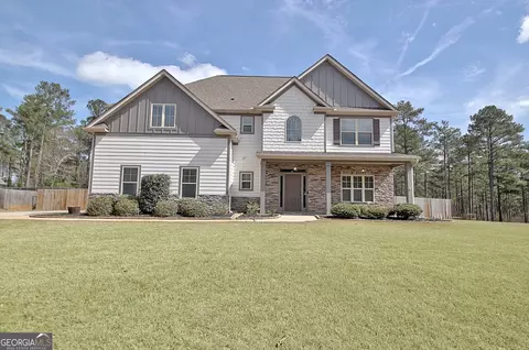 201 Fox Hall Xing E, Senoia, GA 30276