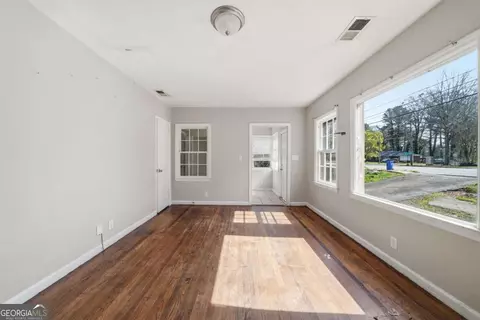1564 Columbia Dr, Decatur, GA 30032
