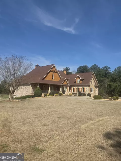 Exterior - 1202 Red Oak Dr, Monroe, GA 30655 photo 14 of 48