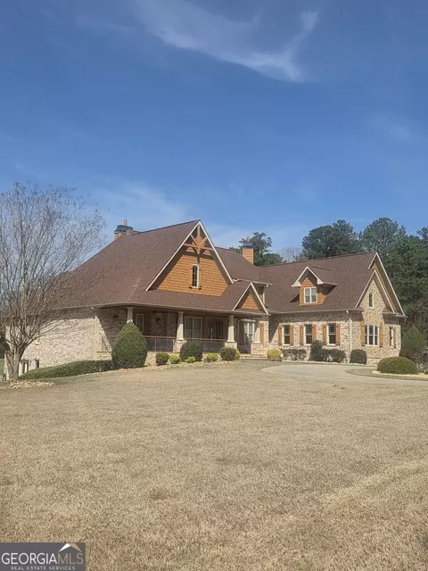 Exterior - 1202 Red Oak Dr, Monroe, GA 30655 photo 15 of 48