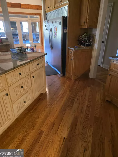 Kitchen - 1202 Red Oak Dr, Monroe, GA 30655 photo 15 of 19