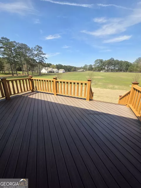 Exterior - 1202 Red Oak Dr, Monroe, GA 30655 photo 34 of 48