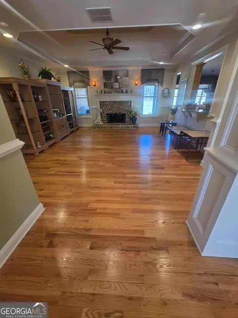 Entry Way - 1202 Red Oak Dr, Monroe, GA 30655 photo 2 of 17