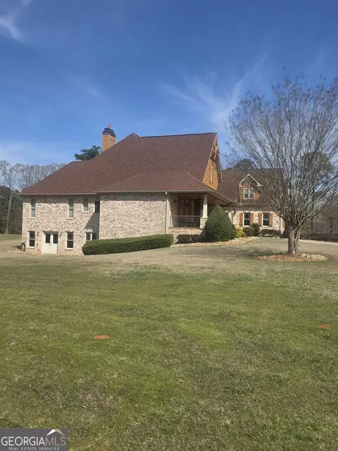 Exterior - 1202 Red Oak Dr, Monroe, GA 30655 photo 13 of 48