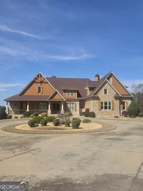 Exterior - 1202 Red Oak Dr, Monroe, GA 30655 photo 3 of 48