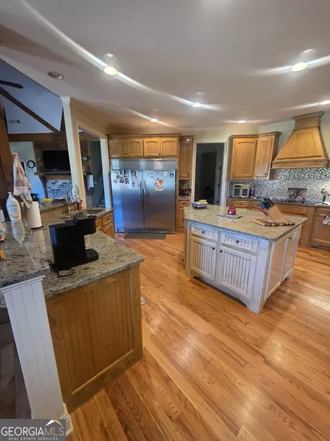 Kitchen - 1202 Red Oak Dr, Monroe, GA 30655 photo 3 of 19