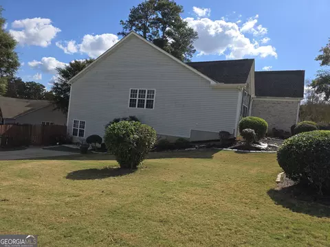 Exterior - 110 Lamar Ln, Covington, GA 30016 photo 3 of 6