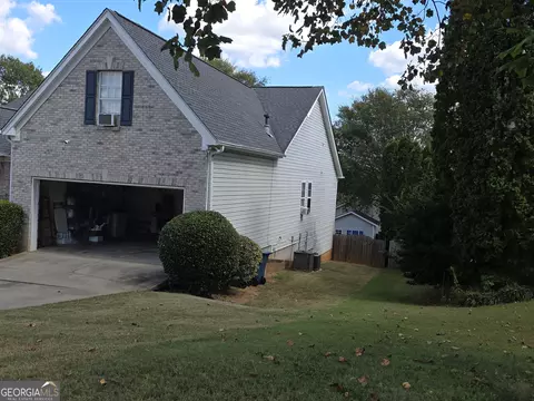 Exterior - 110 Lamar Ln, Covington, GA 30016 photo 2 of 6