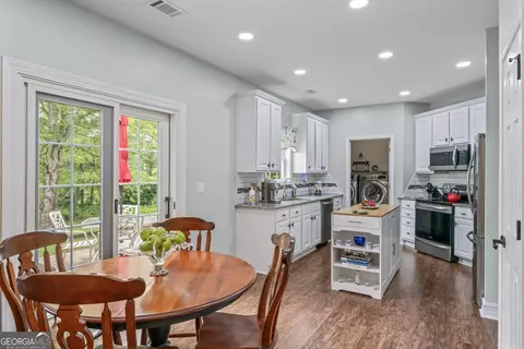 Kitchen - 241 Legends Trce, Mcdonough, GA 30253 photo 1 of 3