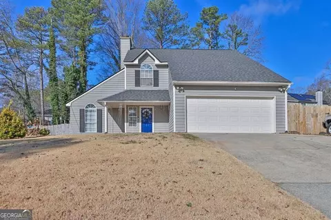 1941 Rocky Mill Ln, Lawrenceville, GA 30044