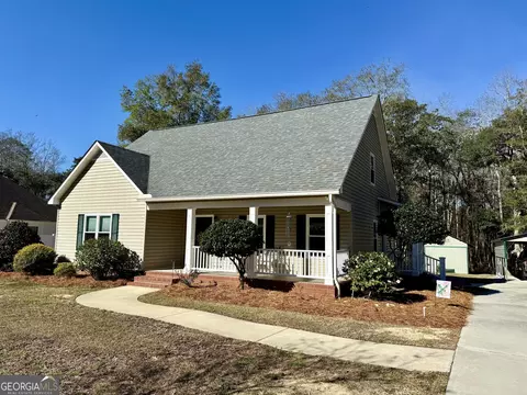 2118 Deer Run Cir, Tifton, GA 31793
