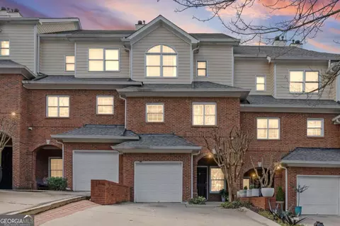 1200 Wing St #8, Atlanta, GA 30350