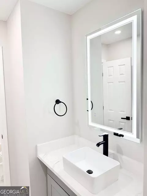 Bath - 227 Millstone Dr, Hampton, GA 30228 photo 6 of 6