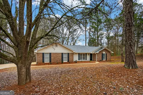 120 Huntington Dr, Lagrange, GA 30240