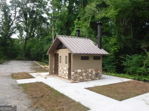 Bath - 200 Abner Rd, Franklin, GA 30217 photo 4 of 4