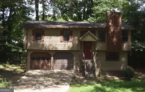 6077 Dana Dr, Norcross, GA 30093