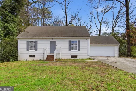2366 Flint Rock Rd, Stone Mountain, GA 30087