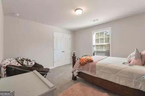 Bedroom - 2100 Westbrook Rd, Commerce, GA 30530 photo 3 of 4