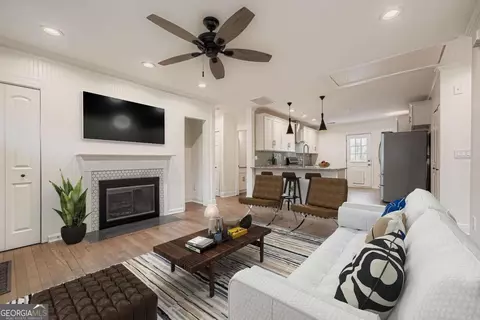 1688 Oak Knoll Cir SE, Atlanta, GA 30315