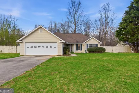 241 Tommy Irvin Rd, Mount Airy, GA 30563