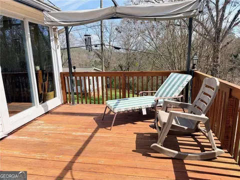 Exterior - 131 E Killian St, Canton, GA 30114 photo 4 of 7