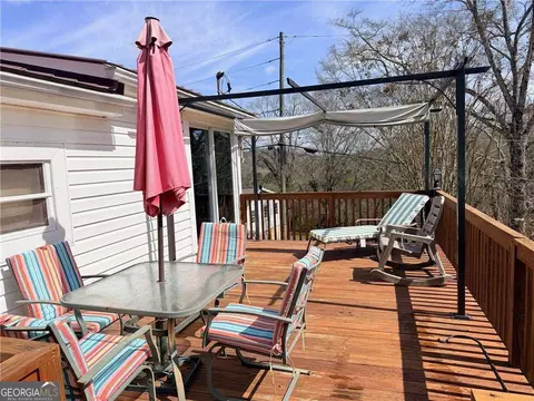 Exterior - 131 E Killian St, Canton, GA 30114 photo 5 of 7