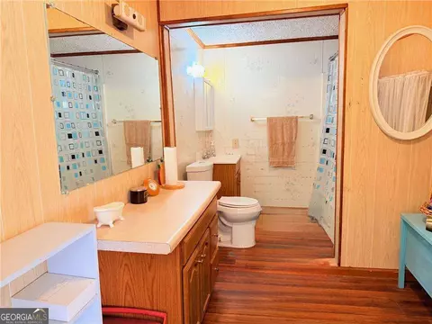 Bath - 131 E Killian St, Canton, GA 30114 photo 2 of 2