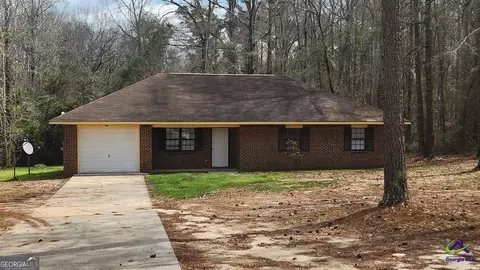 2601 Willow Lake Rd, Fort Valley, GA 31030