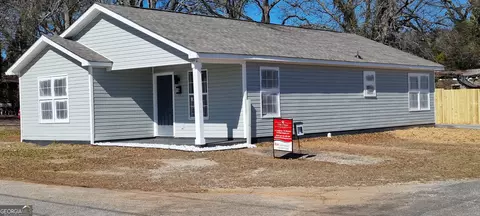 16 Kidd St, Newnan, GA 30263