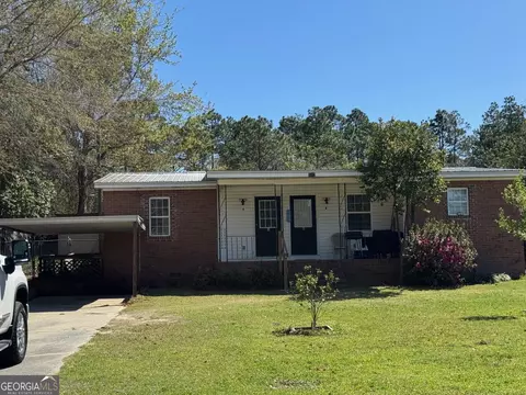 112 Beasley Rd, Statesboro, GA 30461