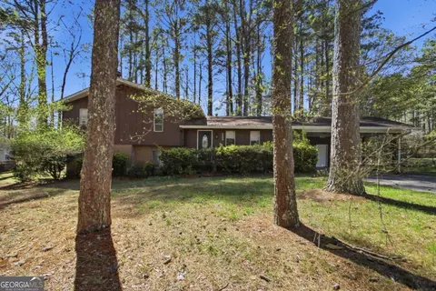 5455 Saint Lo Ln, Atlanta, GA 30349