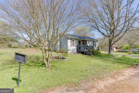 698 Melinda Dr, Winder, GA 30680