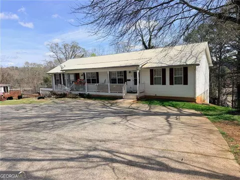 145 E Killian St, Canton, GA 30114 photo 2