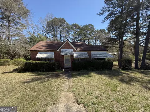 1218 New Franklin Rd, Lagrange, GA 30240