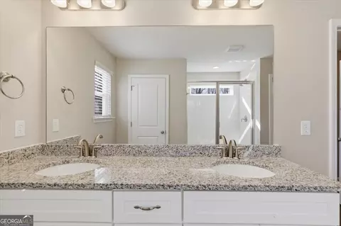 Bath - 456 Pearson Cir, Hampton, GA 30228 photo 1 of 3