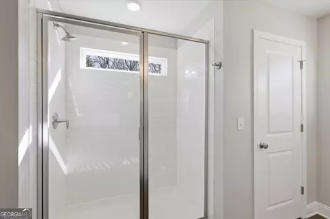 Bath - 456 Pearson Cir, Hampton, GA 30228 photo 2 of 3
