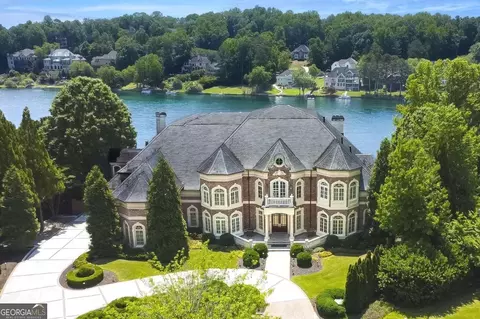 1210 Troon Ct, Alpharetta, GA 30005