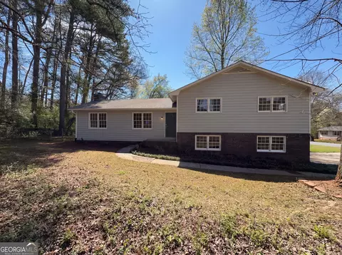2006 Chelsea Ln, Acworth, GA 30102