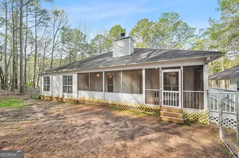 Exterior - 156 Pine St, Covington, GA 30014 photo 6 of 7