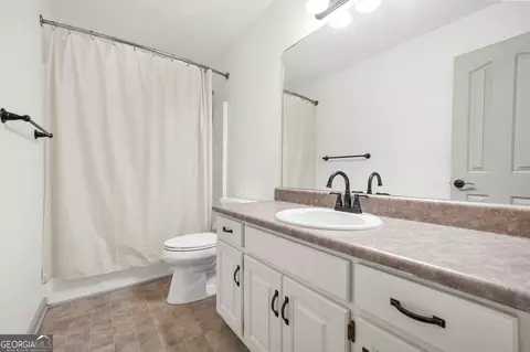 Bath - 156 Pine St, Covington, GA 30014 photo 4 of 4