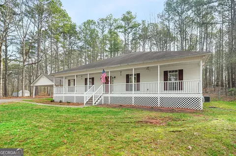 Exterior - 156 Pine St, Covington, GA 30014 photo 3 of 7